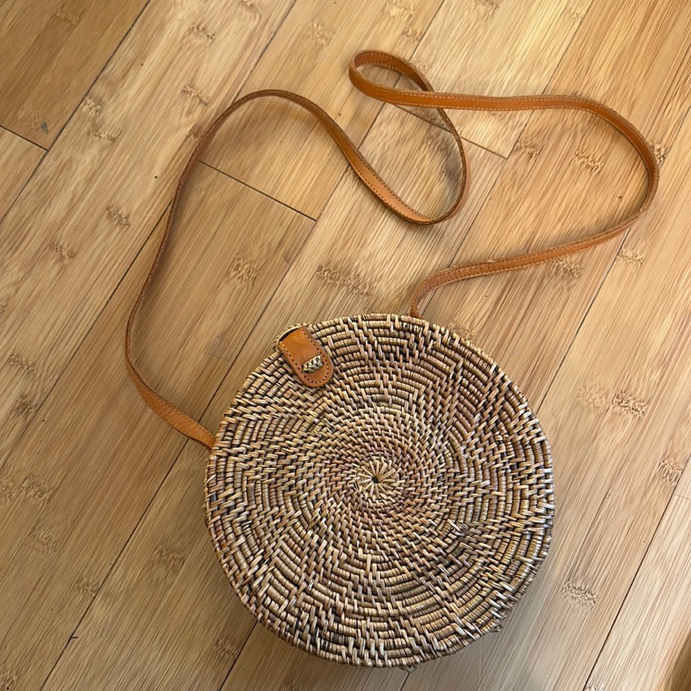 Free people woven straw purse.